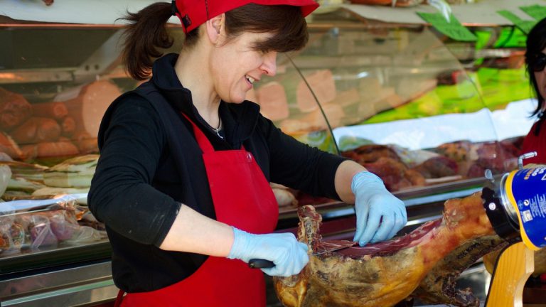 Hét százalék felett bővült a kiskereskedelmi forgalom májusban