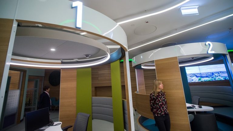 Innovatív bankfiókot nyitott az OTP Innovatív bankfiókot nyitott az OTP